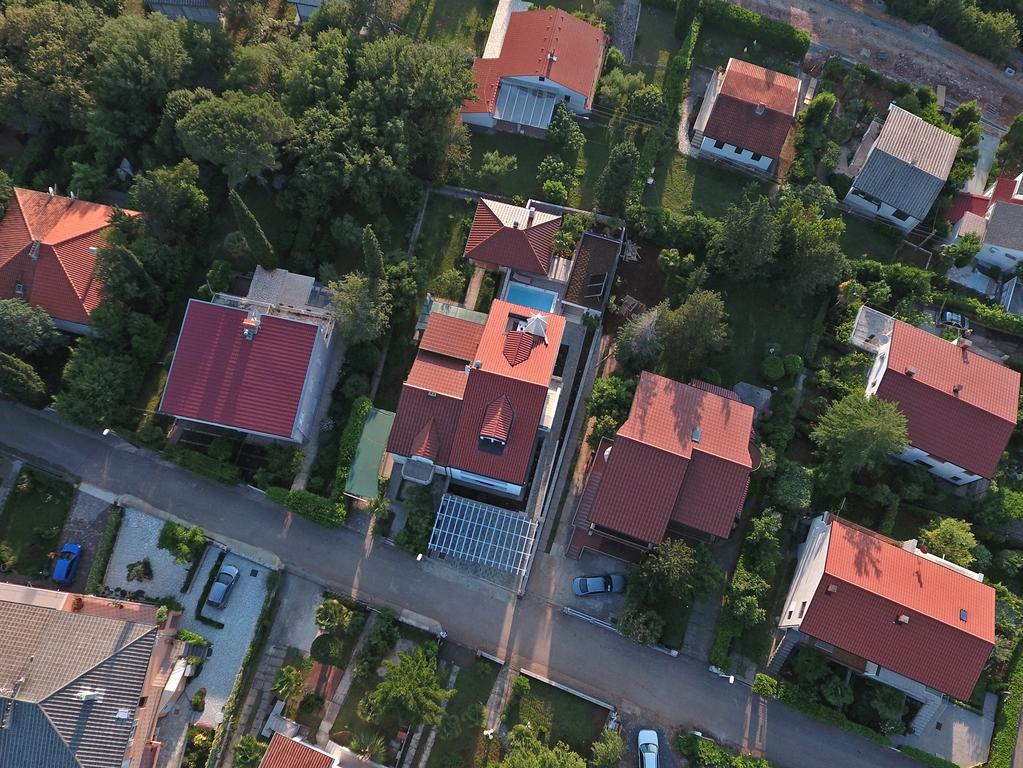 Apartments Petra Njivice Esterno foto