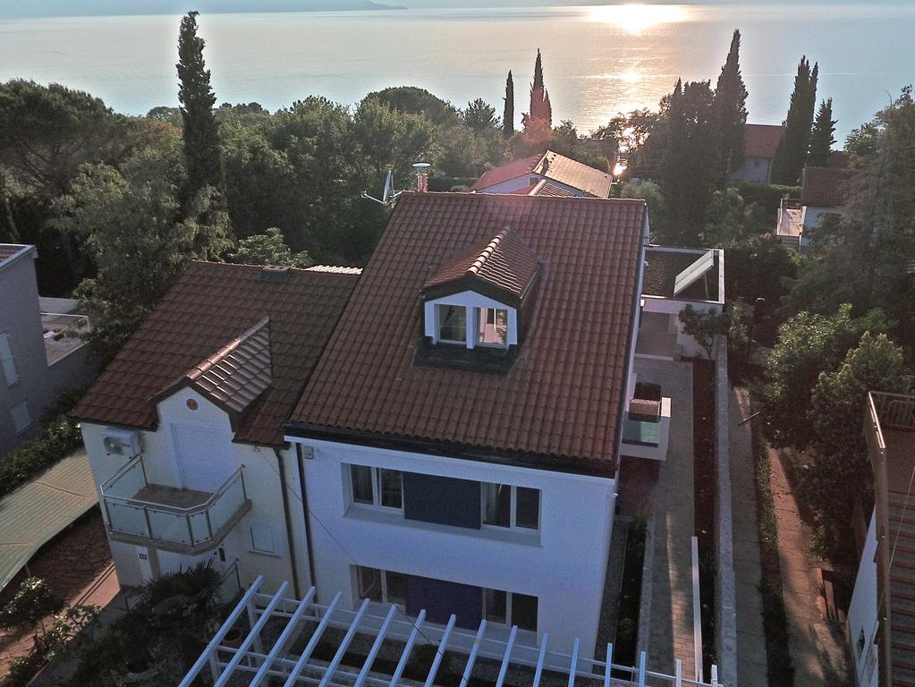 Apartments Petra Njivice Esterno foto